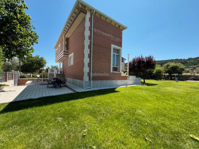 Chalet en venta en Megeces, Castilla y León