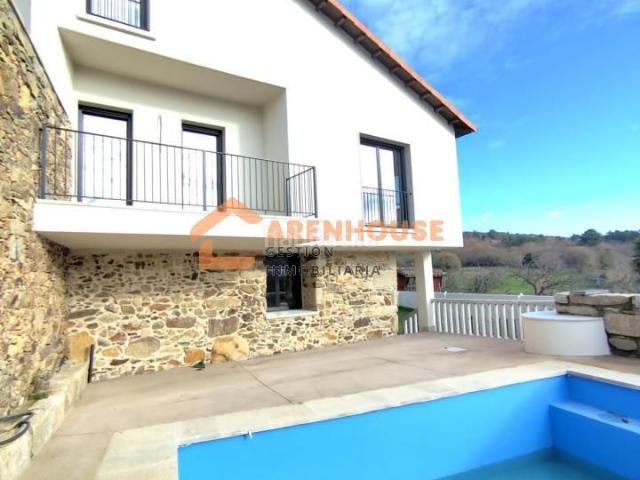 Chalet en venta en A Merca, Terra da Celanova