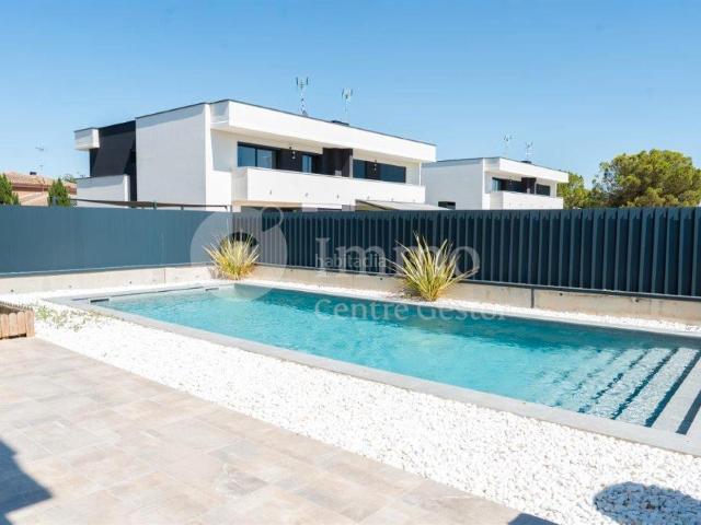 Villa en venta en Mollerussa