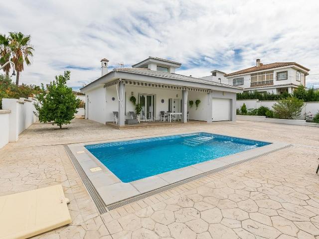 Chalet en venta en Comarca de la Vega de Granada, Andalucía