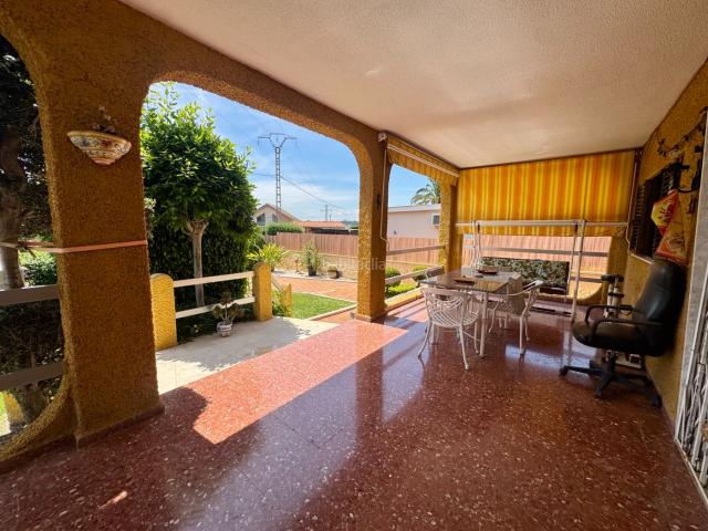 Chalet en venta en l'Horta Nord, Valencia