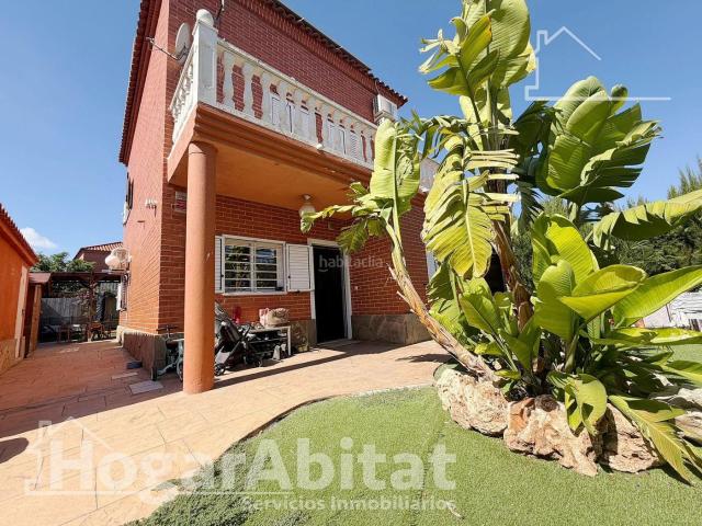 Chalet en venta en l'Horta Nord, Valencia