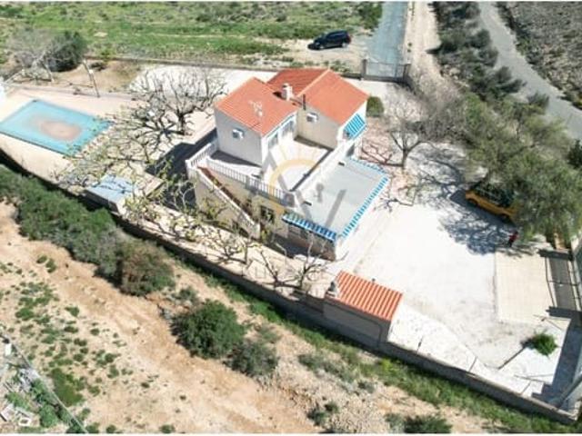 Chalet en venta en el Vinalopó Mitjà / El Vinalopó Medio, Valencia