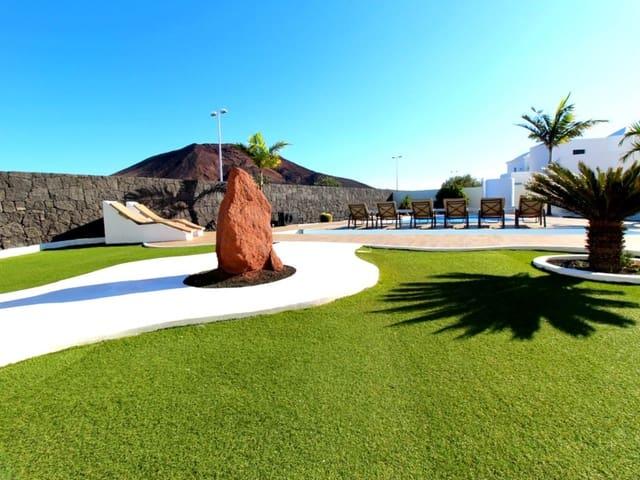 Chalet en venta en Playa Blanca, Yaiza