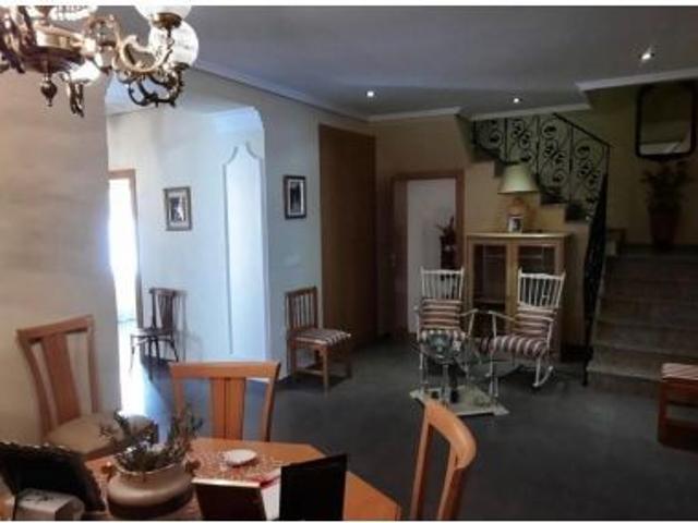 Casa en venta en Montealegre Del Castillo, Castilla-La Mancha