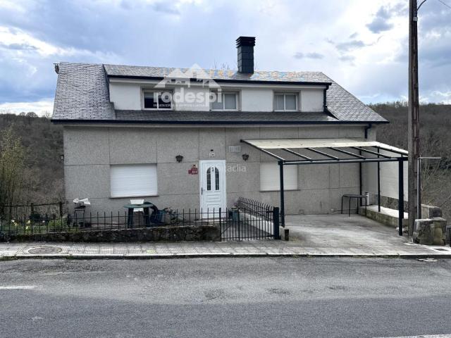 Chalet en venta en Terra de Caldelas, Galicia