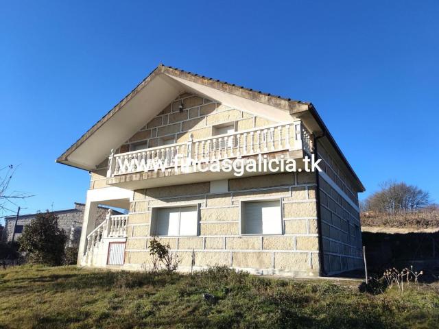 Chalet en venta en Monterrei, Verín