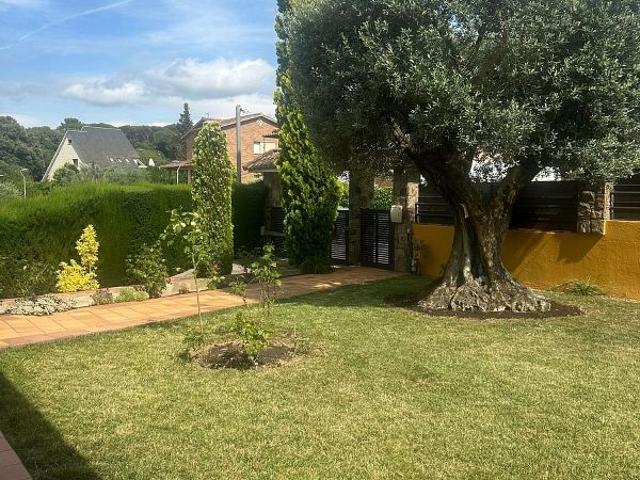 Chalet en venta en Montornès del Vallès, Barcelona