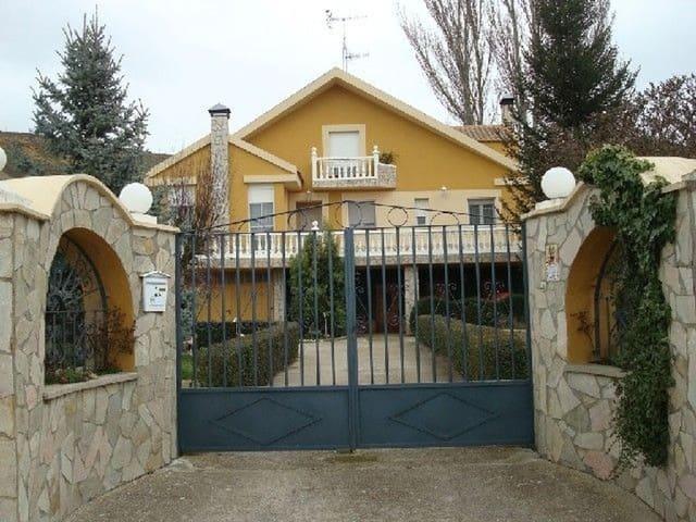 Chalet en venta en Monzón De Campos, Castilla y León