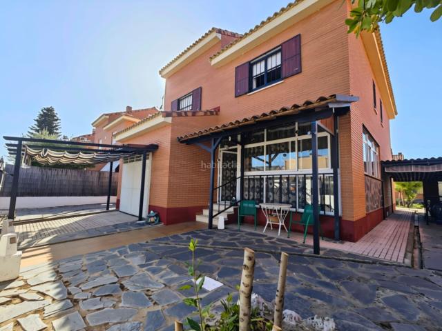 Chalet en venta en Moraleja De Enmedio, Madrid