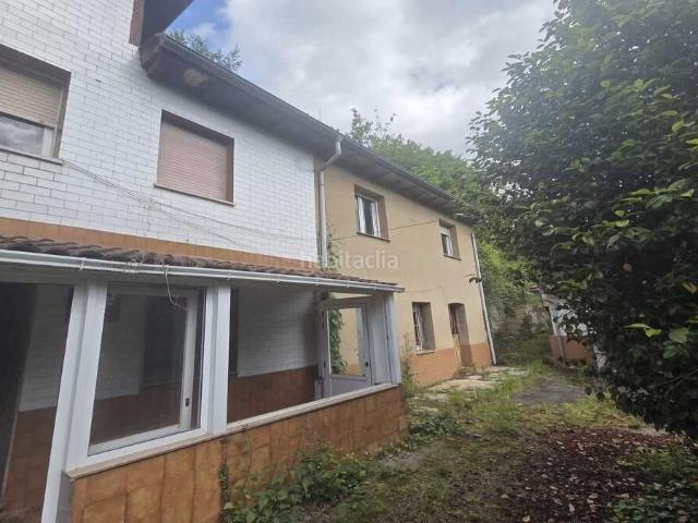 Chalet en venta en Morcín, Asturias