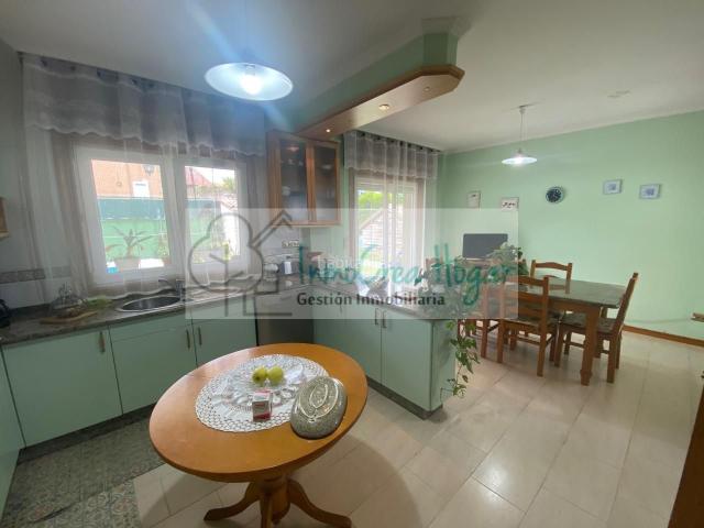 Chalet en venta en Mos, Vigo