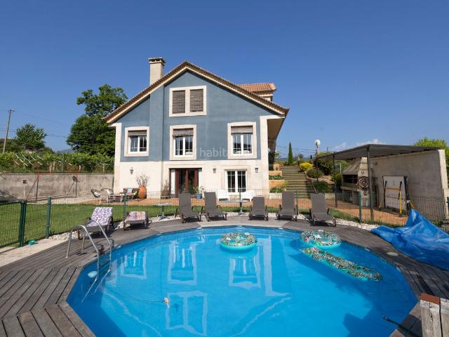 Chalet en venta en Mos, Vigo