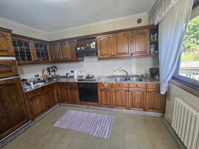 Chalet en venta en Mos, Vigo