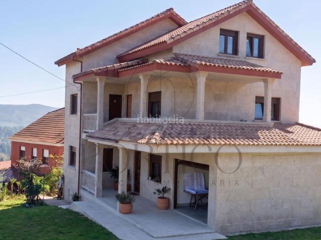 Chalet en venta en Mos, Vigo