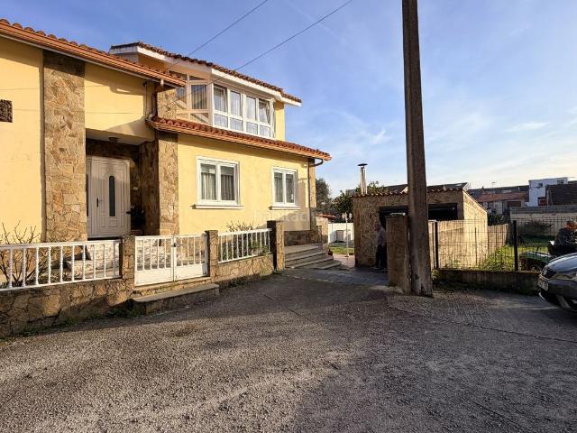 Chalet en venta en Mugardos, Ferrol