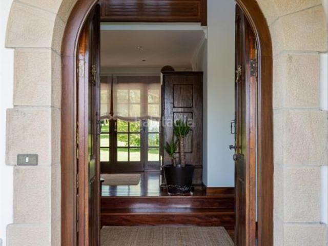 Chalet en venta en Mungia, Vizcaya