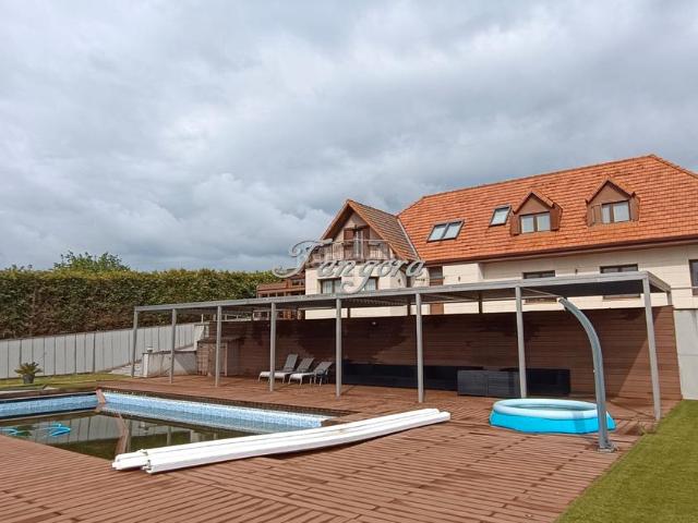 Chalet en venta en Mungia, Vizcaya