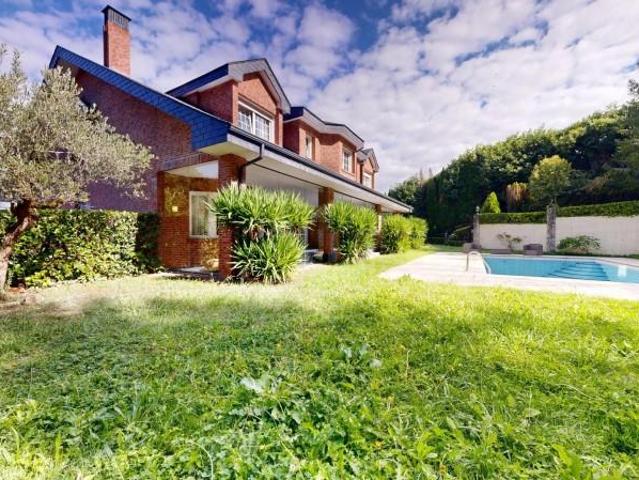 Chalet en venta en Mungia, Guipúzcoa