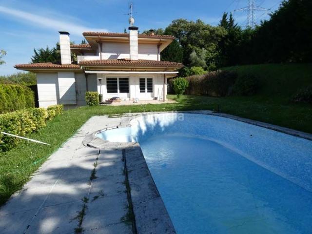 Chalet en venta en Mungia, Guipúzcoa