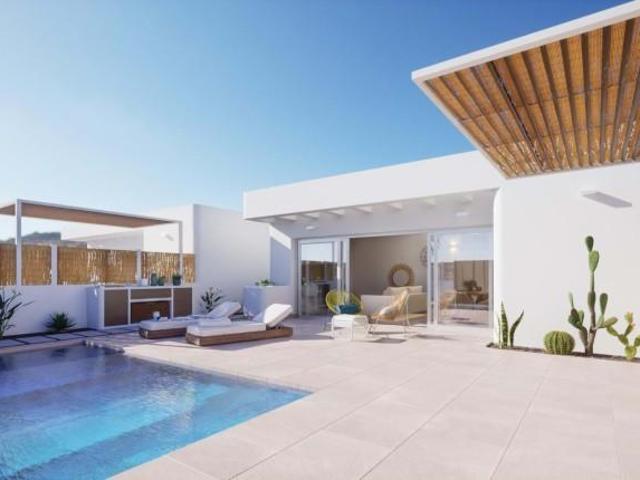 Villa en venta en Murcia