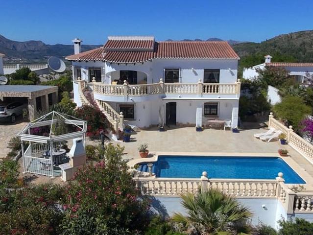 Chalet en venta en la Marina Alta, Valencia
