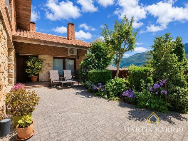 Chalet en venta en Santelices, Muskiz