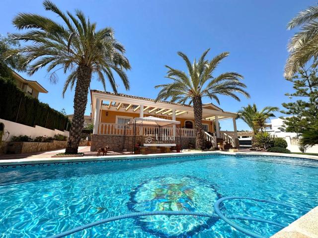 Chalet en venta en l'Alacantí, Valencia
