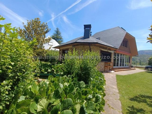Chalet en venta en Nalda, La Rioja