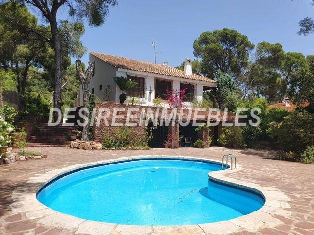 Chalet en venta en el Camp de Túria, Valencia