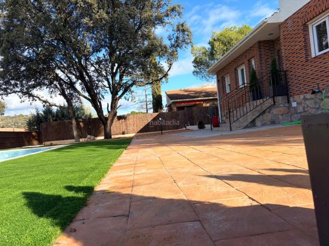 Chalet en venta en Valdemorillo, Madrid