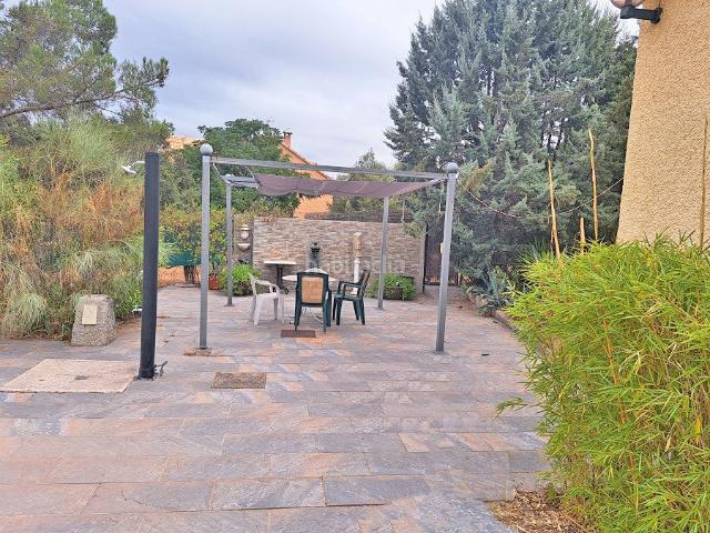Chalet en venta en Navalagamella, Madrid