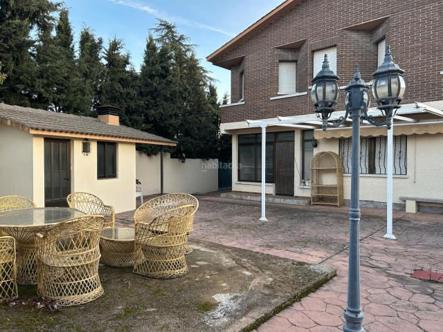 Chalet en venta en Navas Del Rey, Madrid