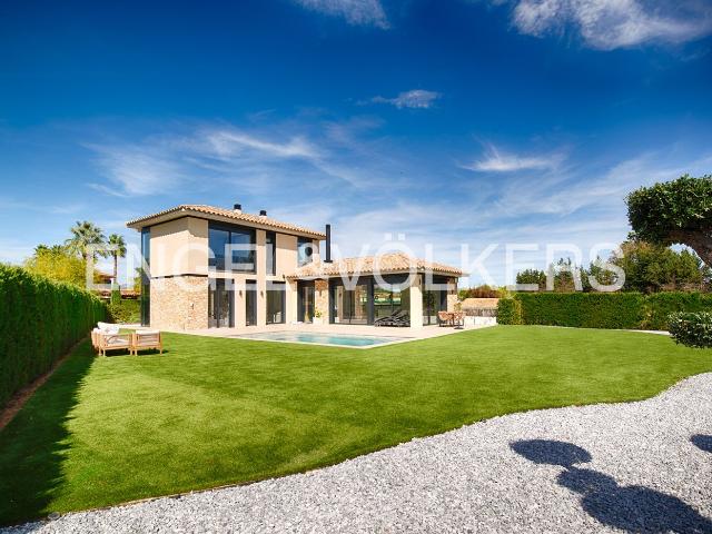 Chalet en venta en Navata, Girona