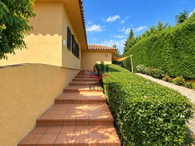 Chalet en venta en Navata