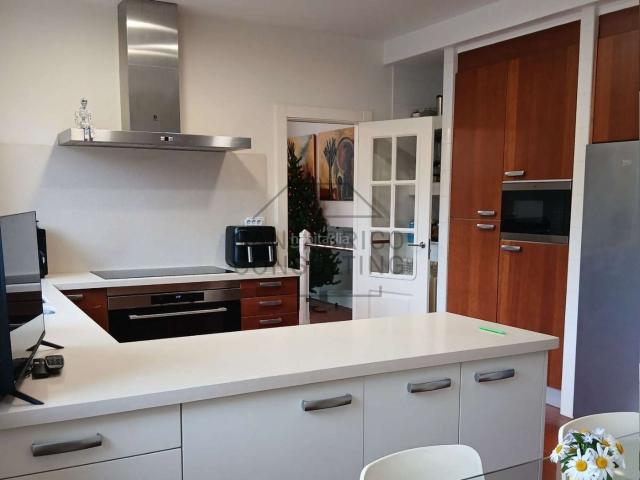 Chalet en venta en Navia, Asturias