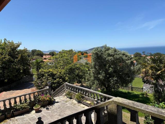 Chalet en venta en A Angustia, Vigo