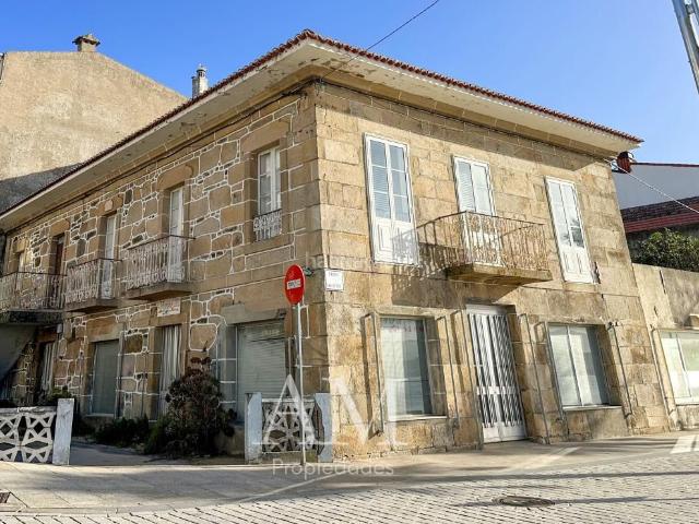 Chalet en venta en A Angustia, Vigo