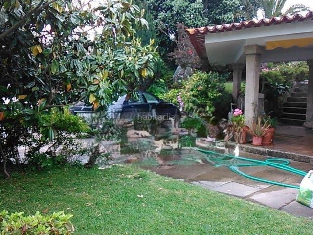 Chalet en venta en A Angustia, Vigo