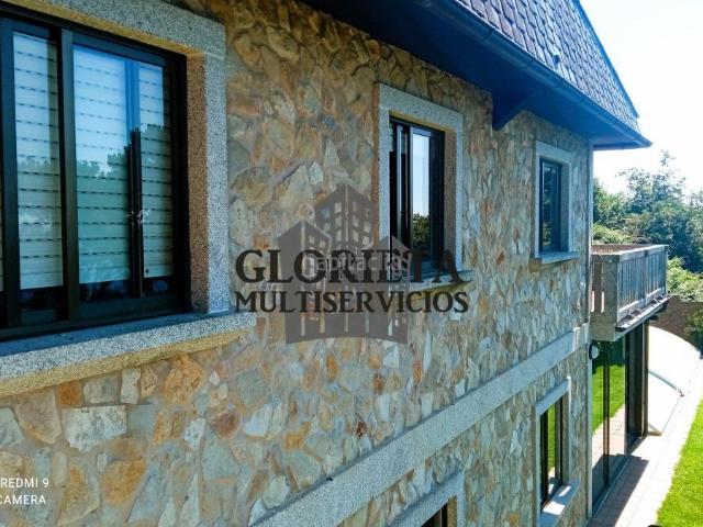 Chalet en venta en A Angustia, Vigo