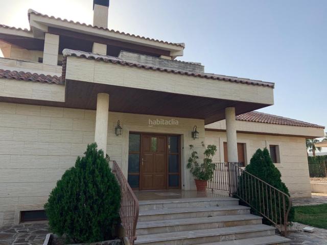 Chalet en venta en La Cruz, el Vinalopó Mitjà / El Vinalopó Medio