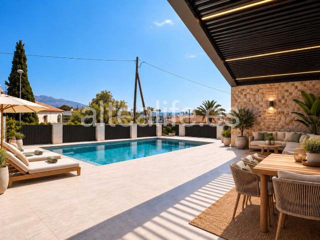 Chalet en venta en la Marina Baixa, Valencia
