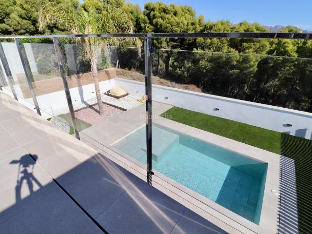Chalet en venta en la Marina Baixa, Valencia
