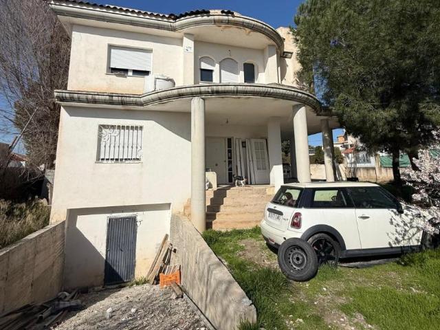 Chalet en venta en Urbanización La Loma, Ogíjares