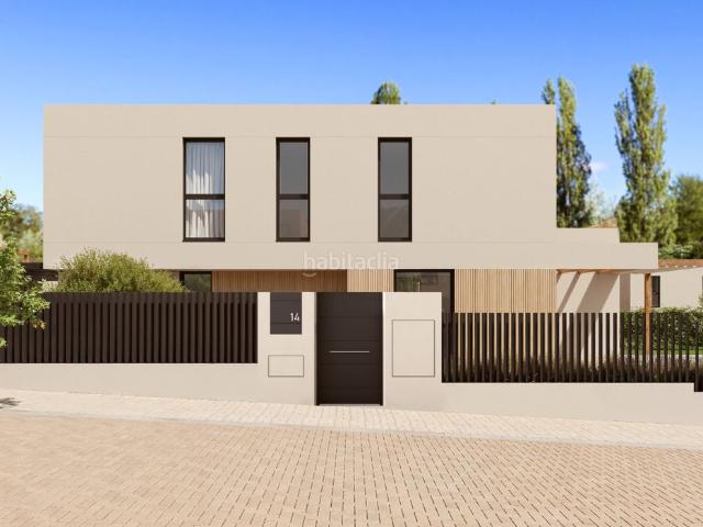 Chalet en venta en Oleiros, A Coruña
