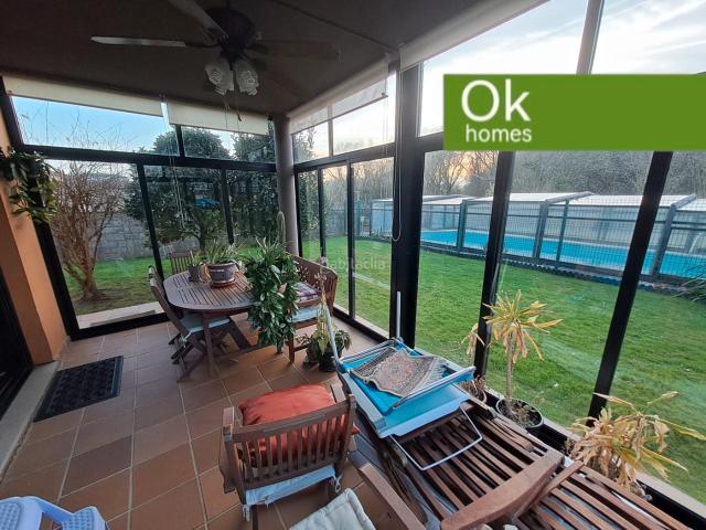 Chalet en venta en Oleiros, A Coruña
