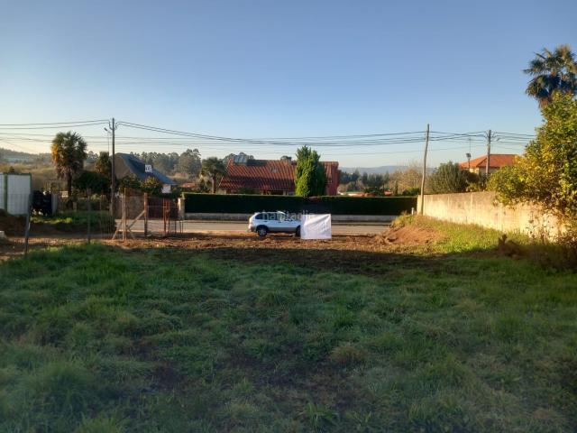 Chalet en venta en Oleiros, A Coruña