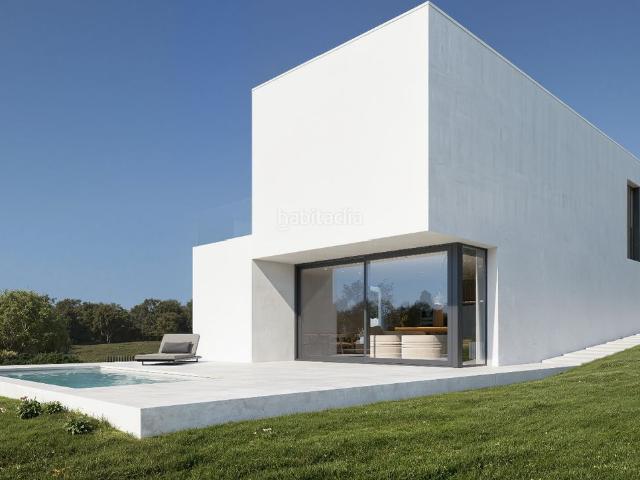 Chalet en venta en Oleiros, A Coruña