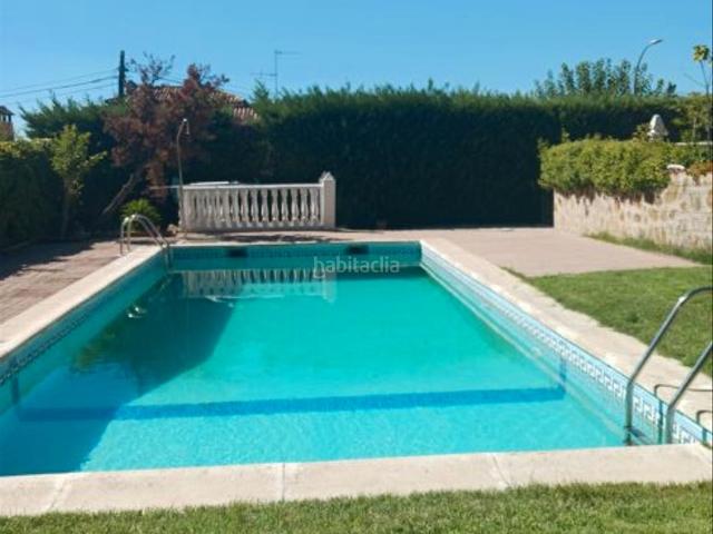 Chalet en venta en Olías Del Rey, Castilla-La Mancha