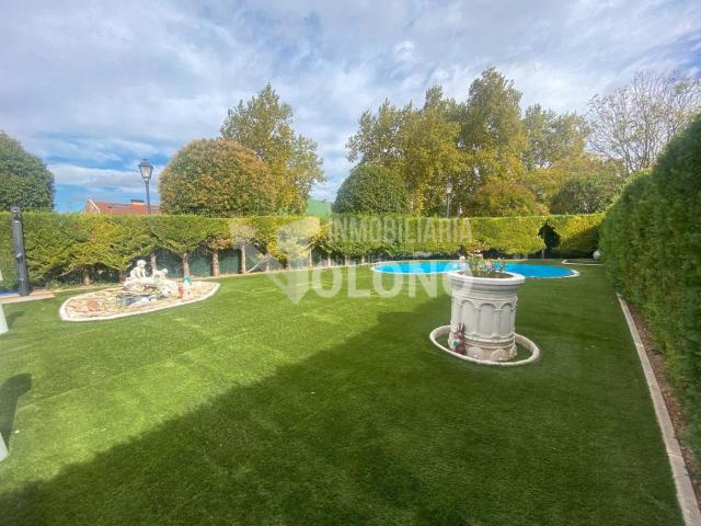 Chalet en venta en Ollauri, La Rioja